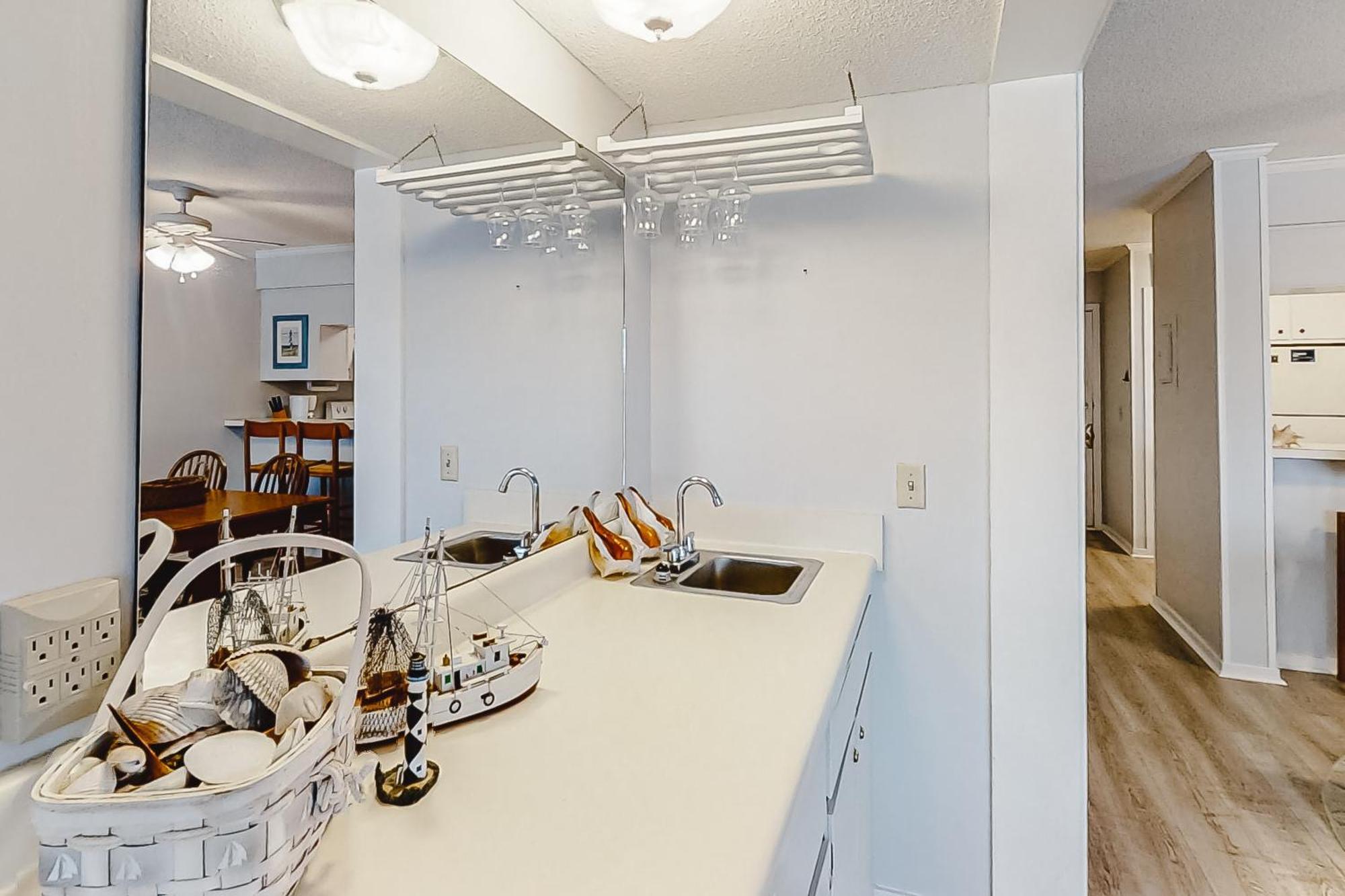 A Place At The Beach II Atlantic Beach Room photo